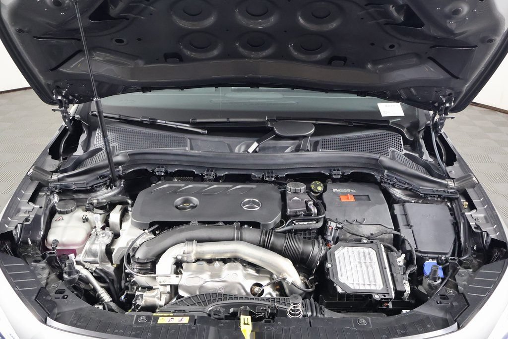 New 2026 Mercedes-Benz GLA 250 4MATIC image 9
