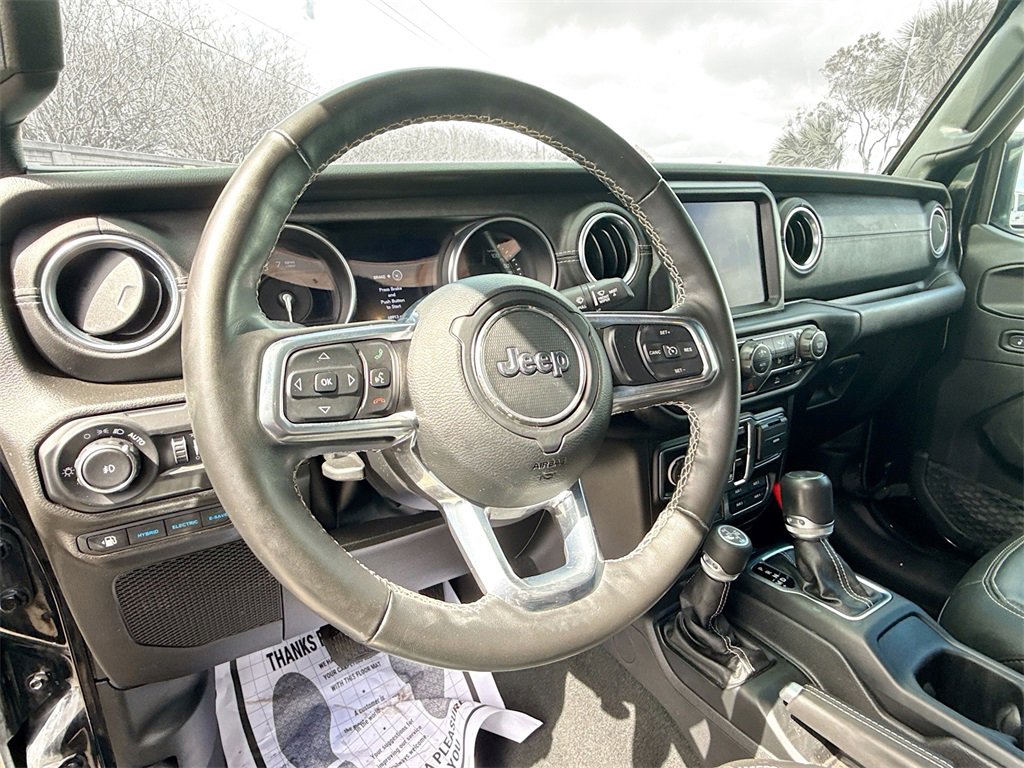 Used 2022 Jeep Wrangler Unlimited Sahara w/ Cold Weather Group image 12