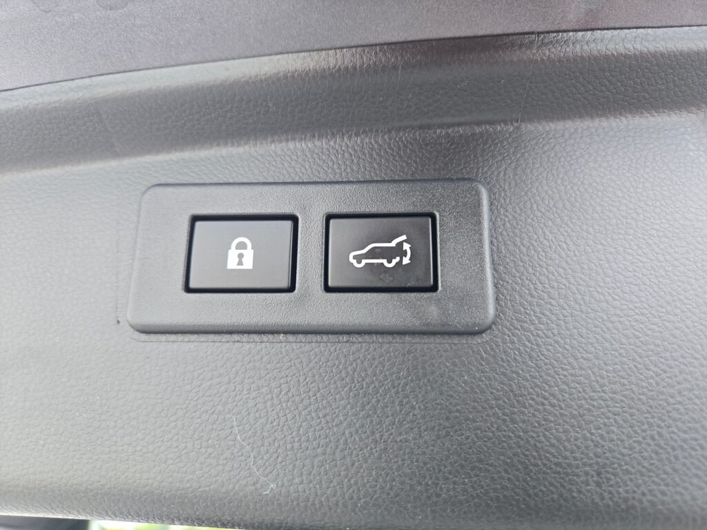 Used 2023 Subaru Outback Wilderness AWD/4WD image 16
