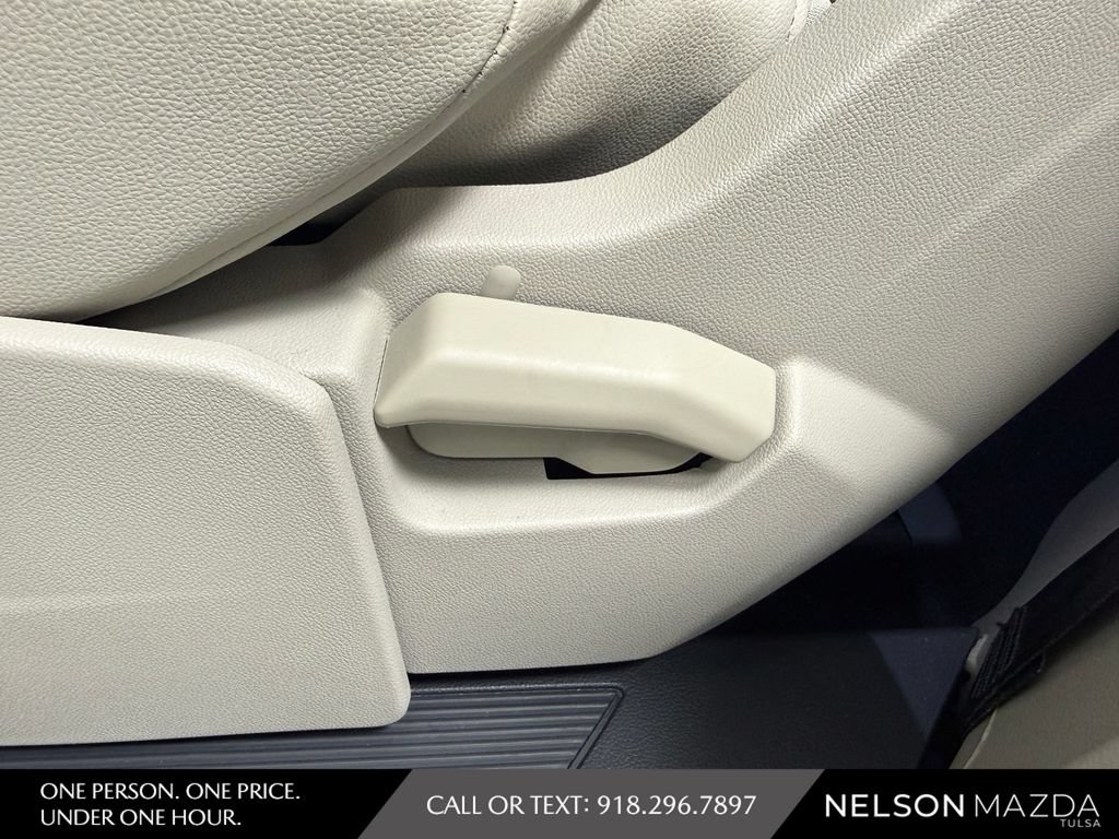 Used 2024 Volkswagen Atlas SEL Premium R-Line AWD/4WD image 35