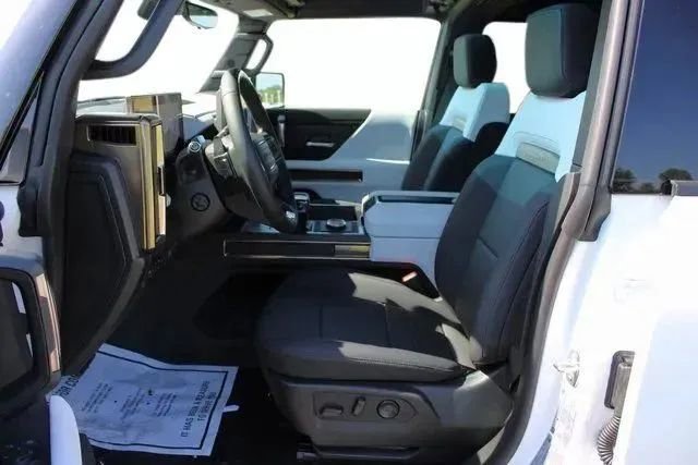 New 2025 GMC Hummer EV 2X image 10