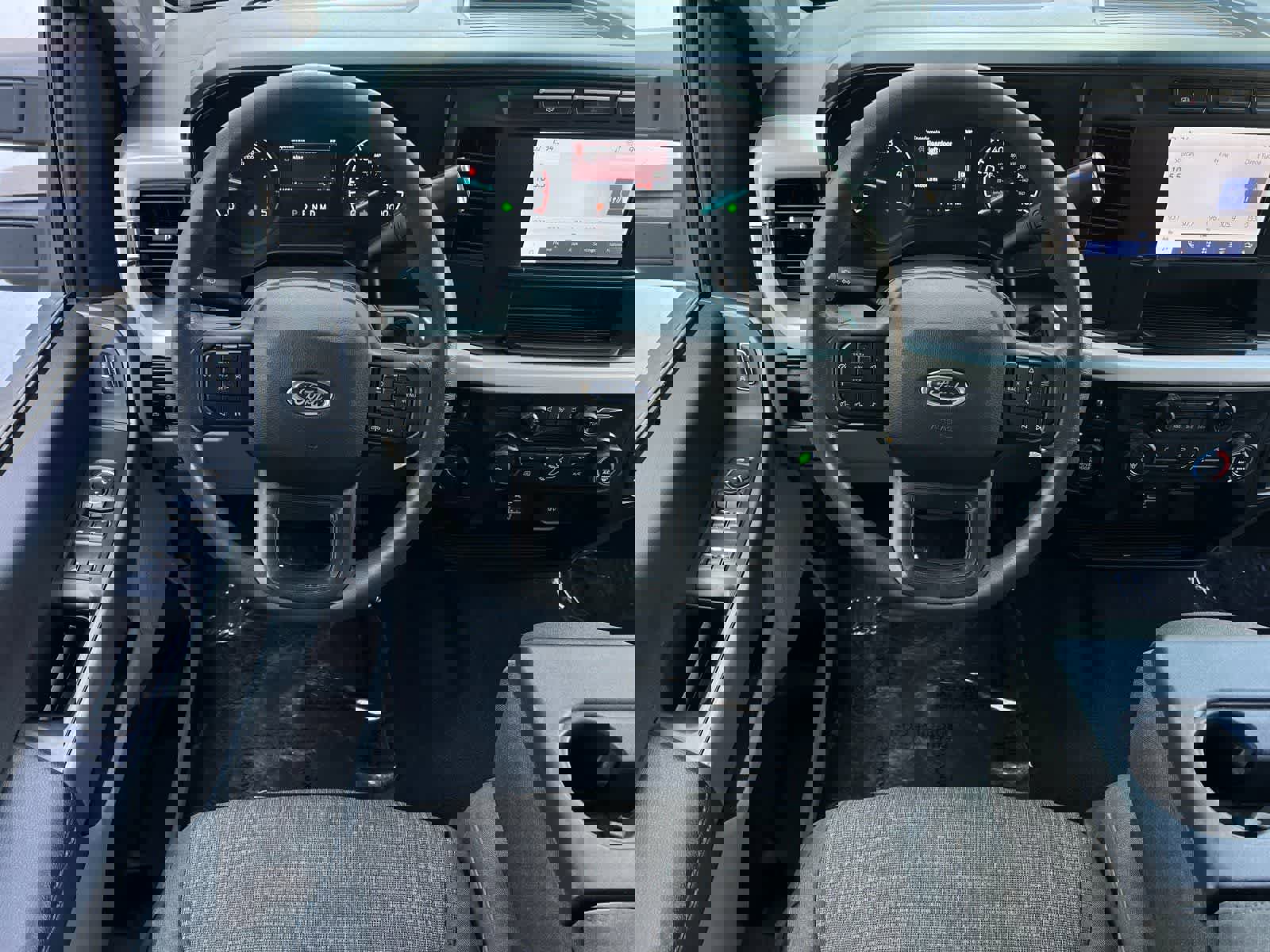 Used 2024 Ford F350 XLT image 15