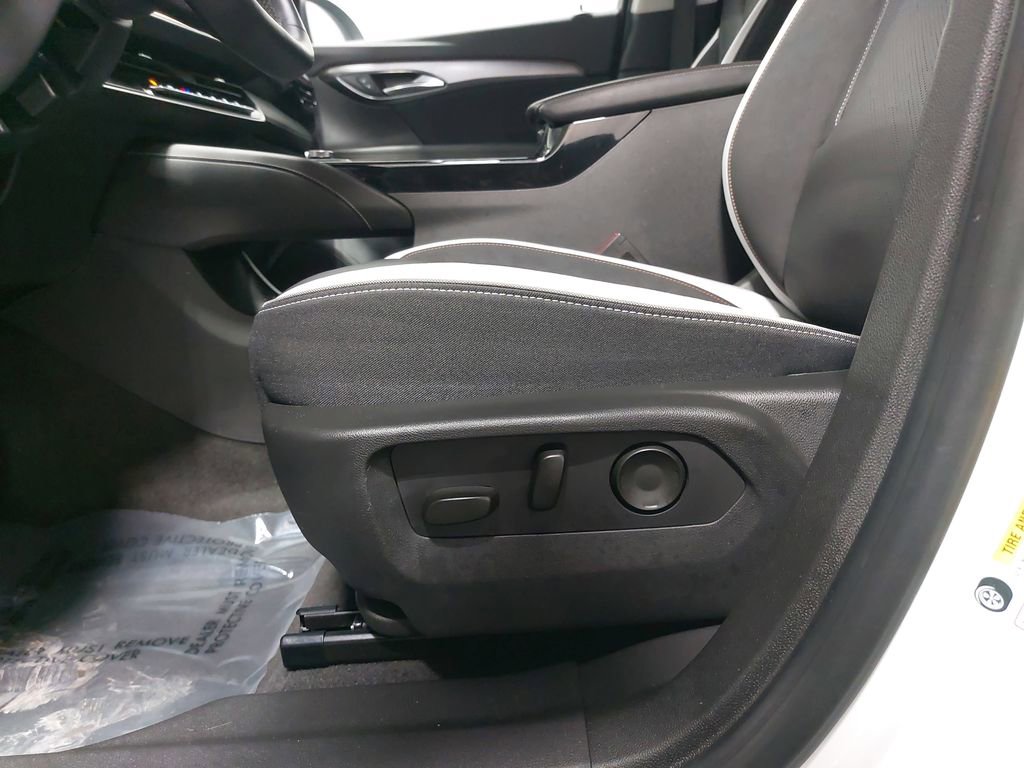 Used 2024 Buick Envision Sport Touring image 30