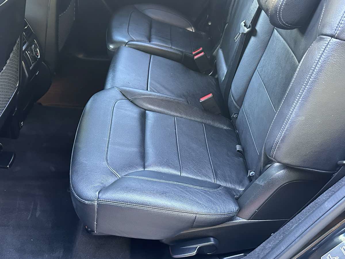 Used 2018 Mercedes-Benz GLS 550 4MATIC w/ Driver Assistance Package image 17