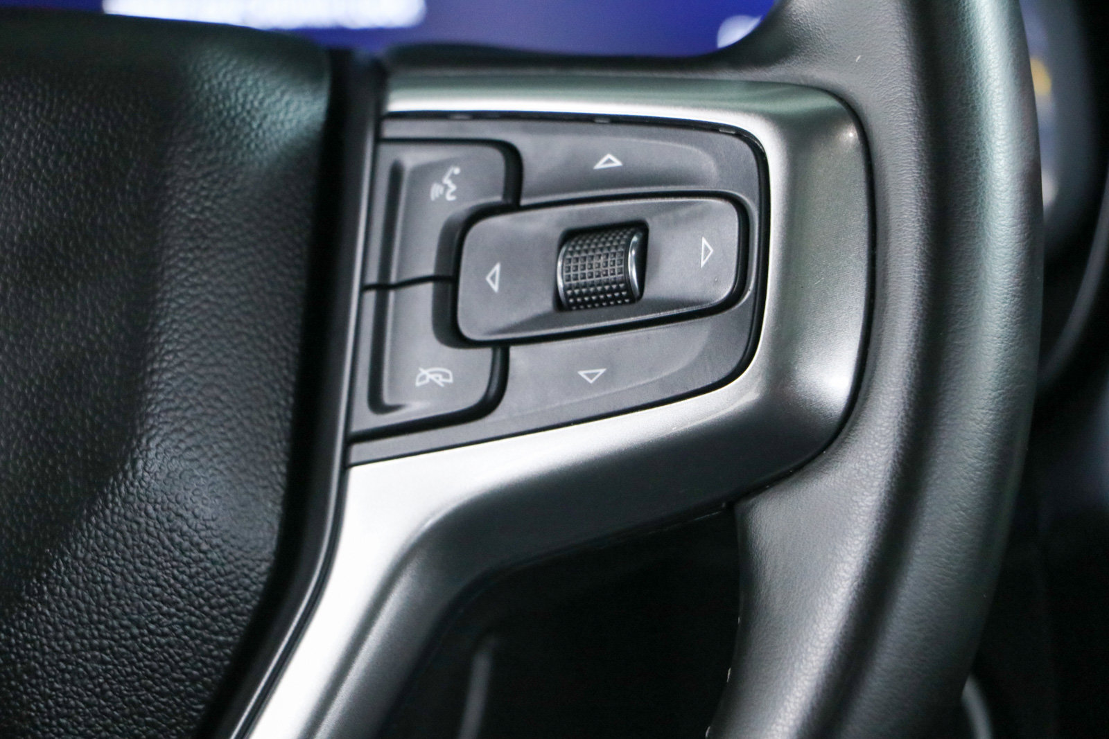 Used 2023 Chevrolet Tahoe Z71 AWD/4WD image 15