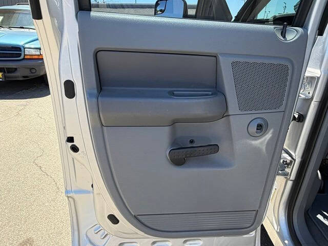 Used 2009 Dodge Ram 2500 Truck SLT w/ Popular Equipment Group AWD/4WD image 23