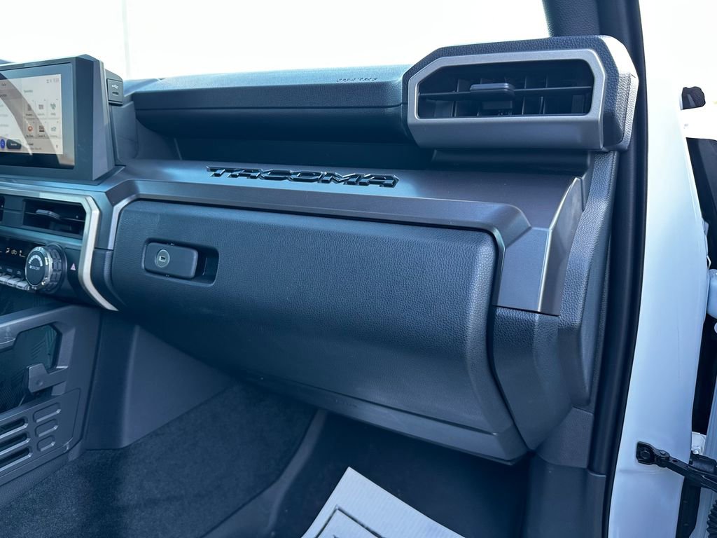 Used 2025 Toyota Tacoma SR5 image 35