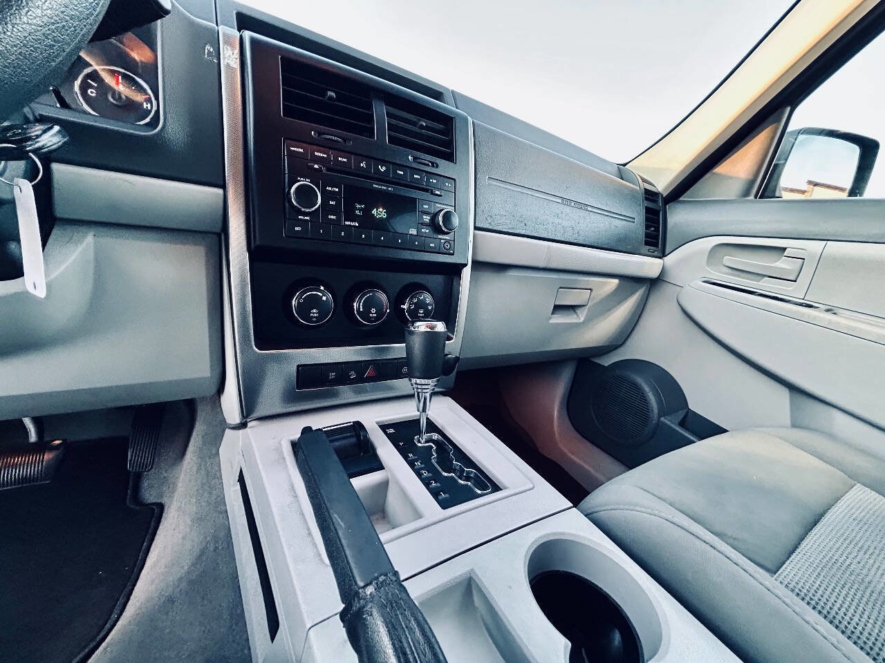 Used 2008 Jeep Liberty Sport w/ Popular Equipment Group image 14