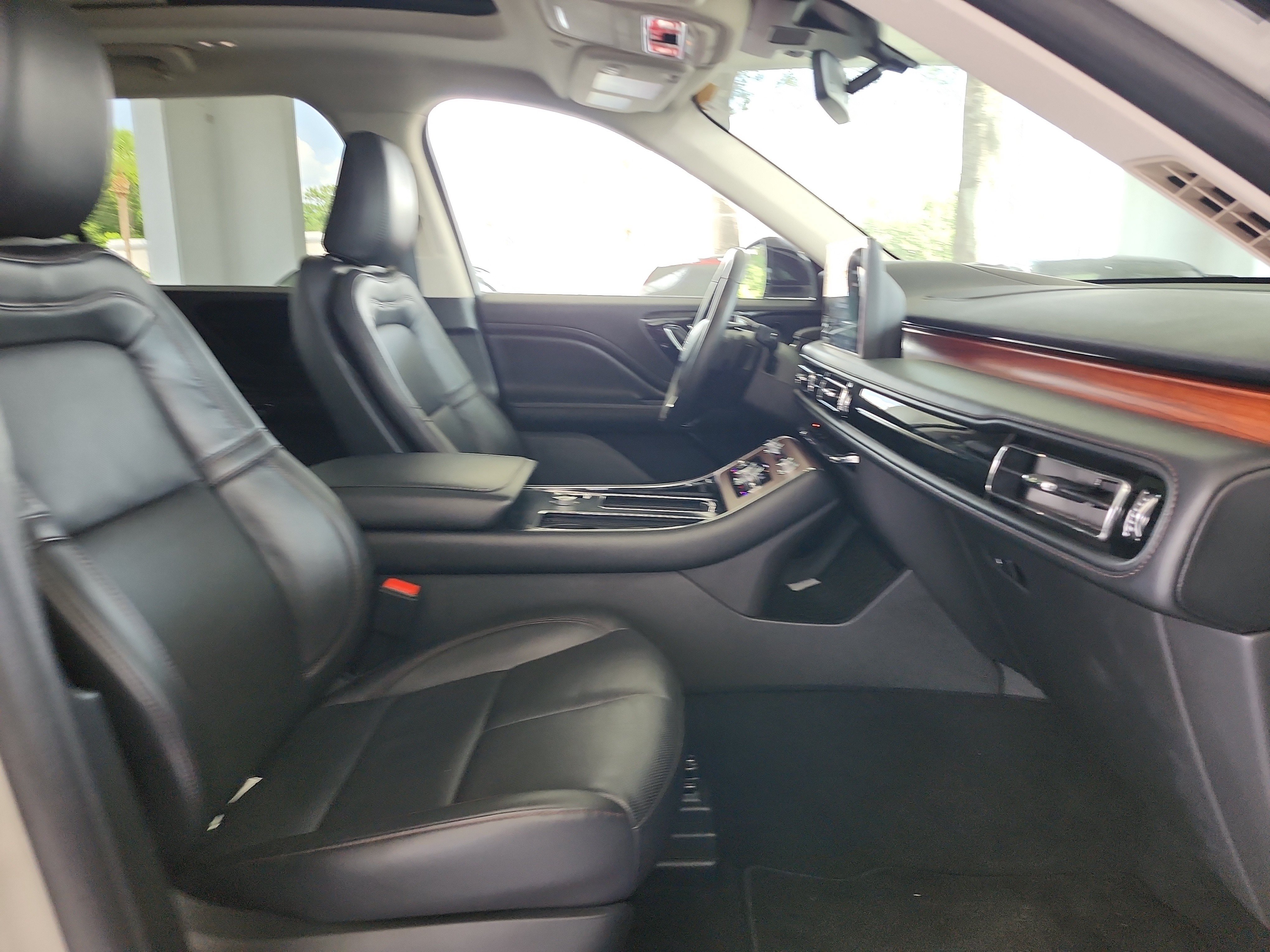Used 2024 Lincoln Aviator Reserve RWD image 21