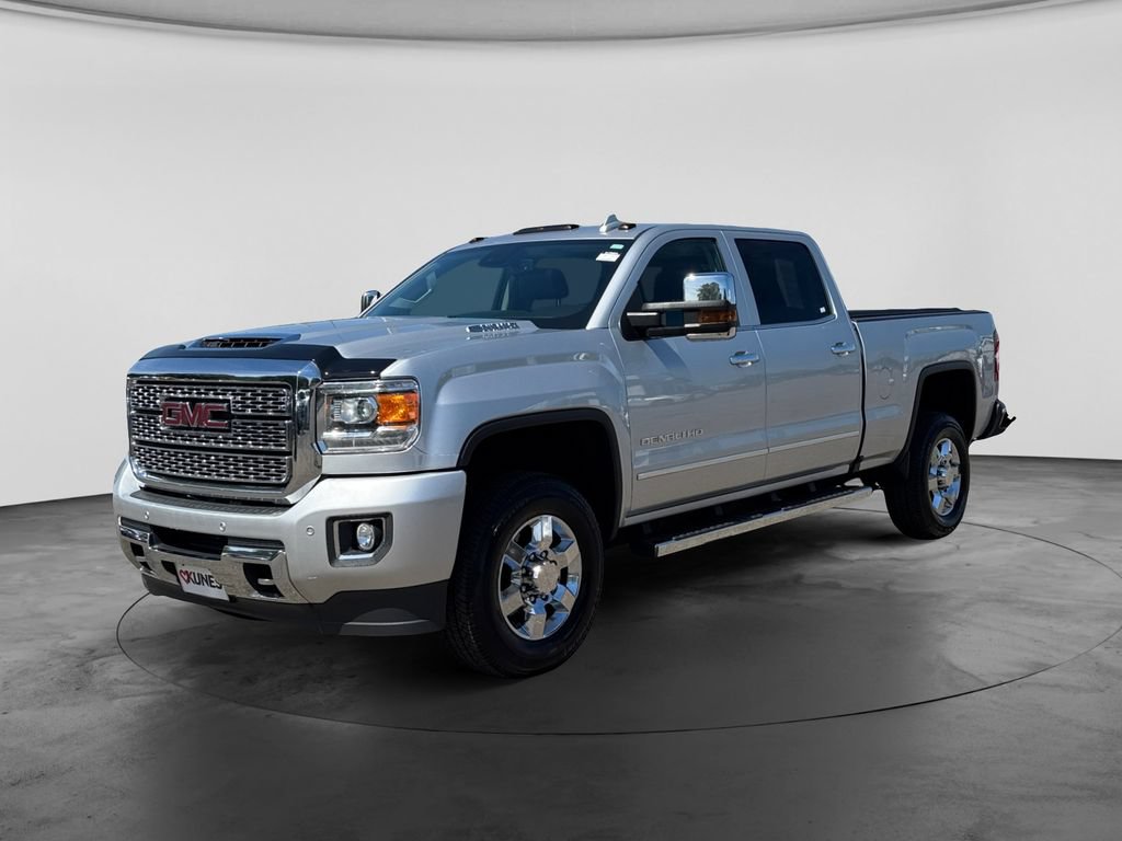 Used 2018 GMC Sierra 3500 Denali w/ Duramax Plus Package AWD/4WD image 5