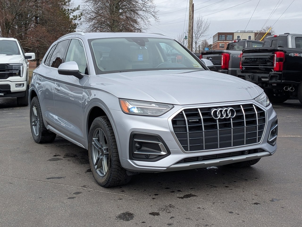 Used 2021 Audi Q5 Premium image 35