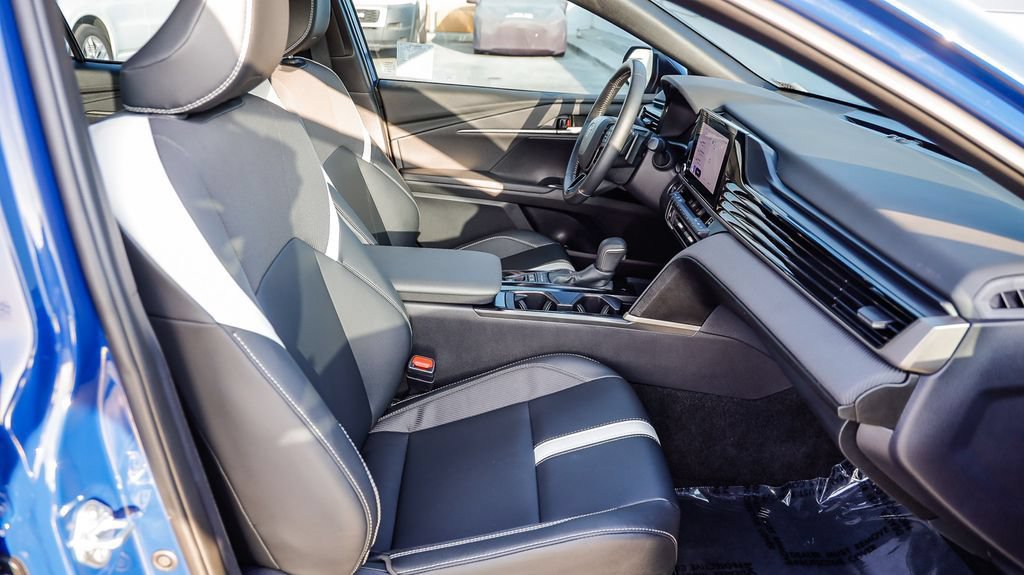 Used 2026 Toyota Camry SE w/ Convenience Package FWD image 20