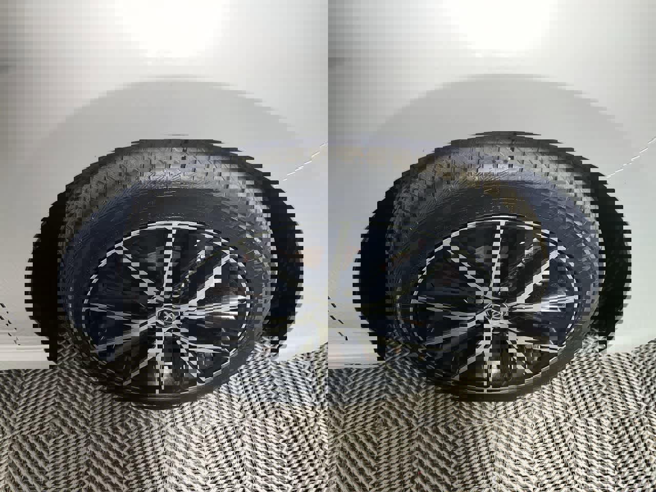 Used 2023 Toyota Camry SE image 10