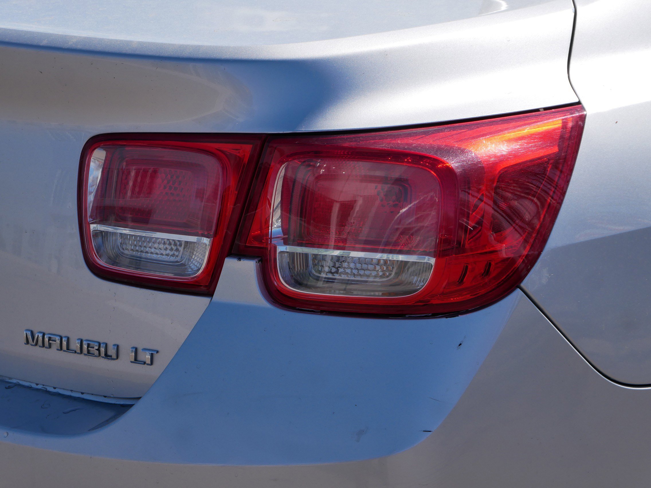 Used 2016 Chevrolet Malibu LT image 17