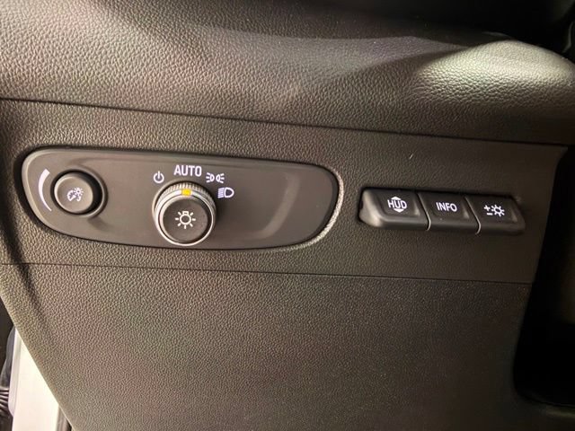 Used 2023 Buick Envision Avenir AWD/4WD image 22