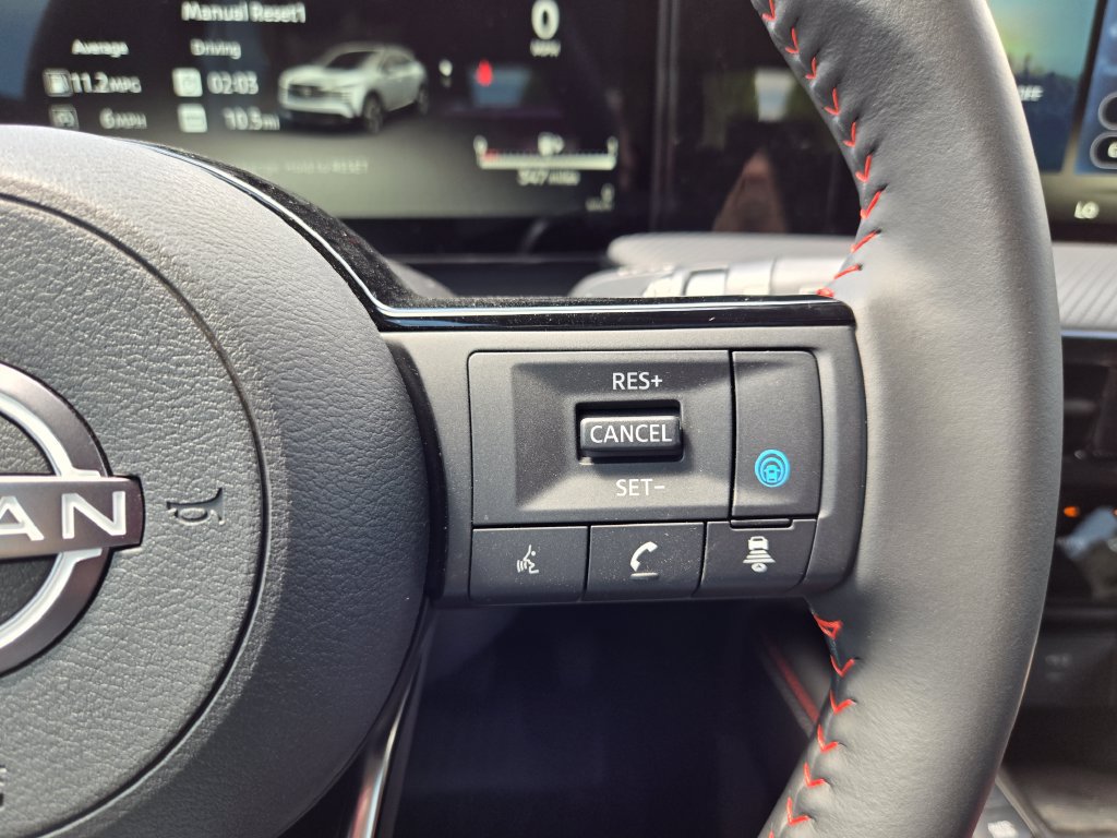 New 2026 Nissan Kicks SR w/ Cold Weather Package FWD image 20