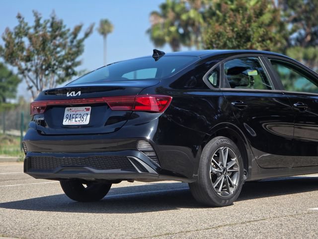 Used 2022 Kia Forte LXS FWD image 9