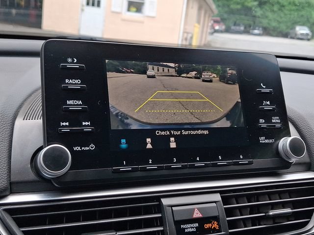 Used 2018 Honda Accord LX image 19