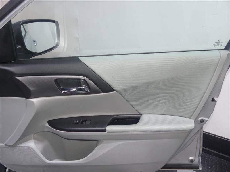 Used 2014 Honda Accord LX image 18