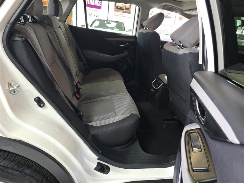 Used 2022 Subaru Outback Premium AWD/4WD image 16