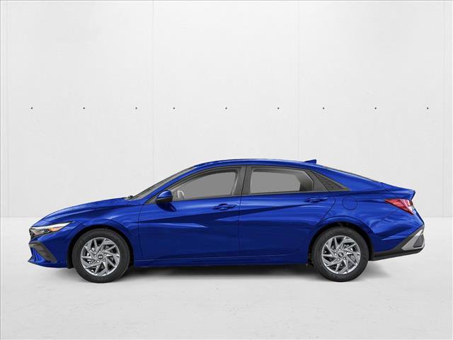 New 2026 Hyundai Elantra SEL Sport Premium image 3