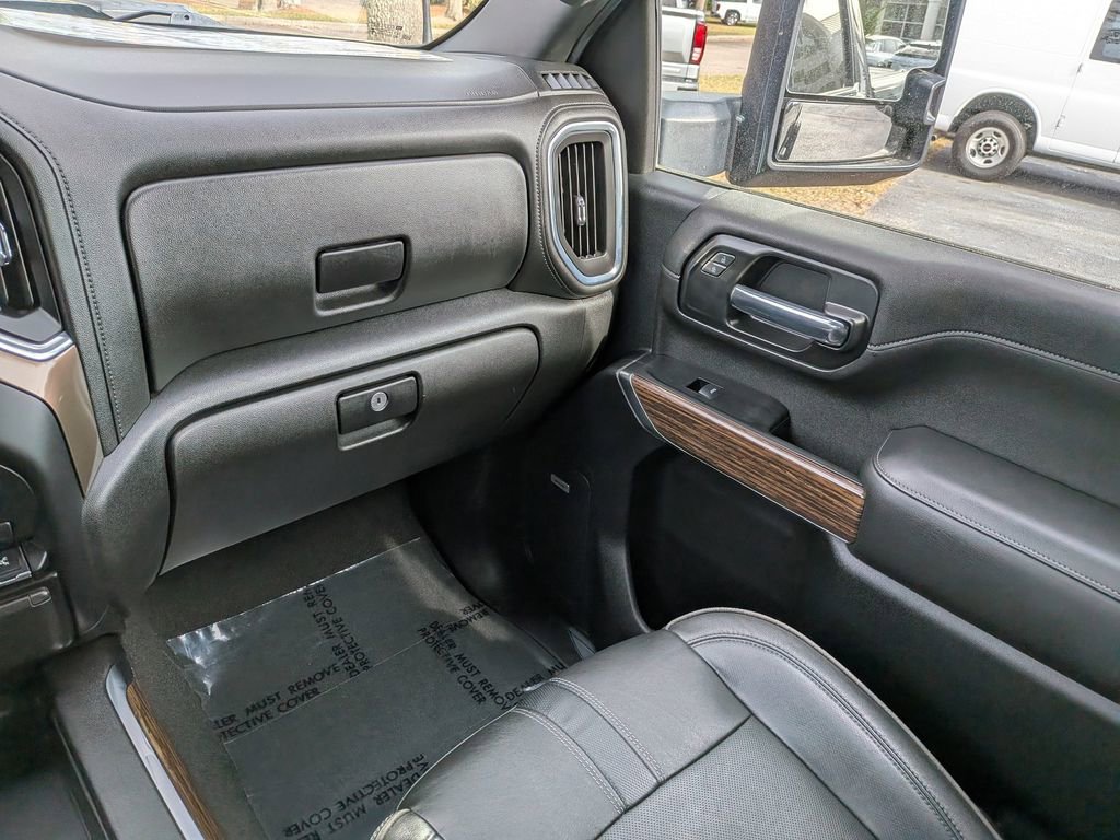 Used 2021 Chevrolet Silverado 2500 High Country w/ Z71 Off-Road Package image 16