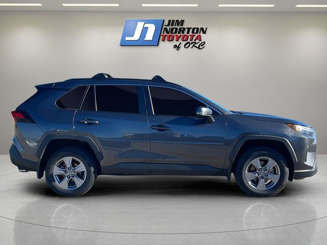 Used 2022 Toyota RAV4 XLE image 4