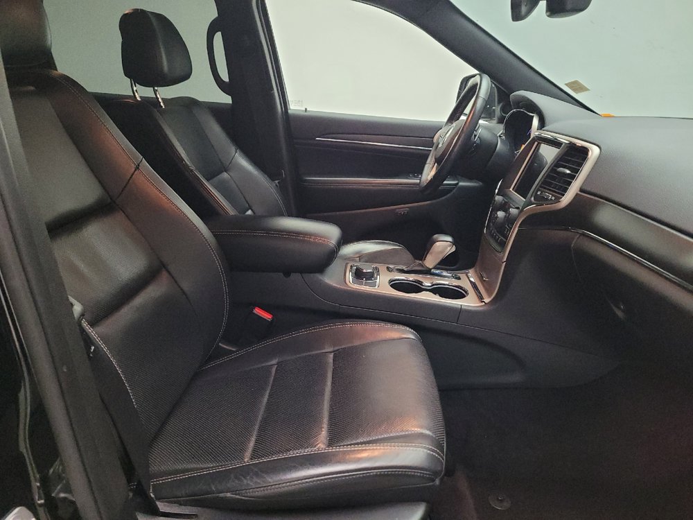 Used 2017 Jeep Grand Cherokee Limited w/ Luxury Group II AWD/4WD image 21