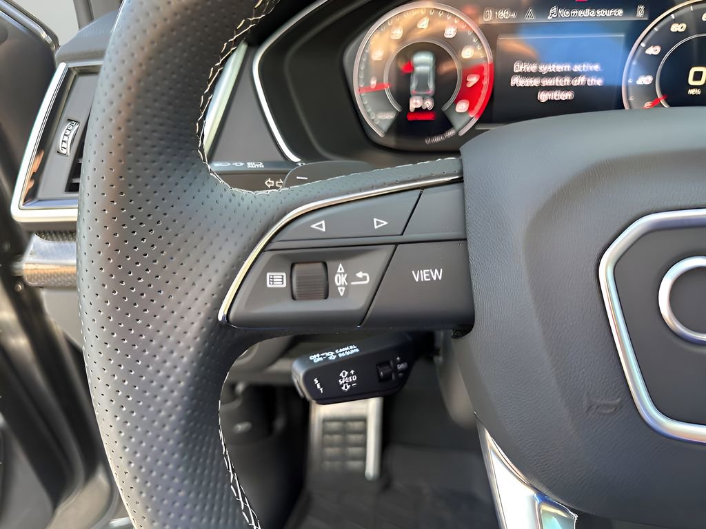 Used 2024 Audi SQ5 Premium Plus image 32