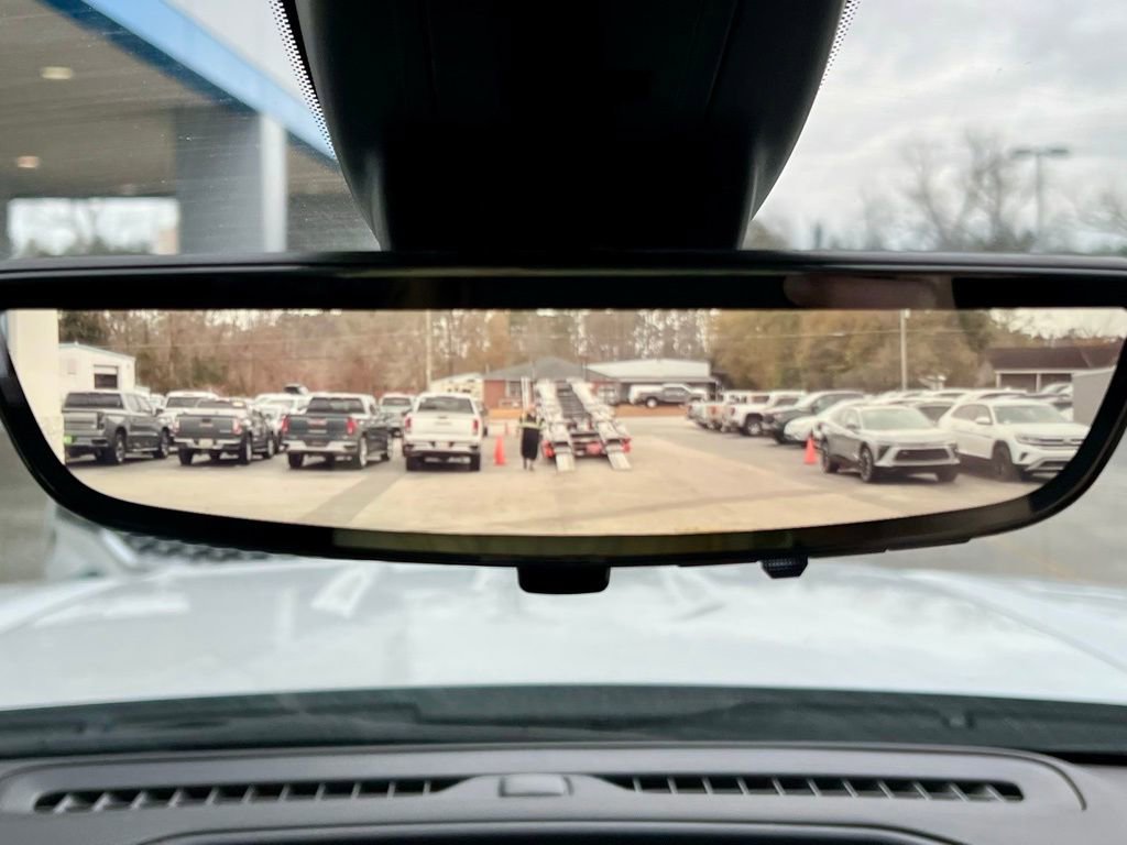 Used 2023 GMC Sierra 3500 Denali w/ Denali Ultimate Package image 33