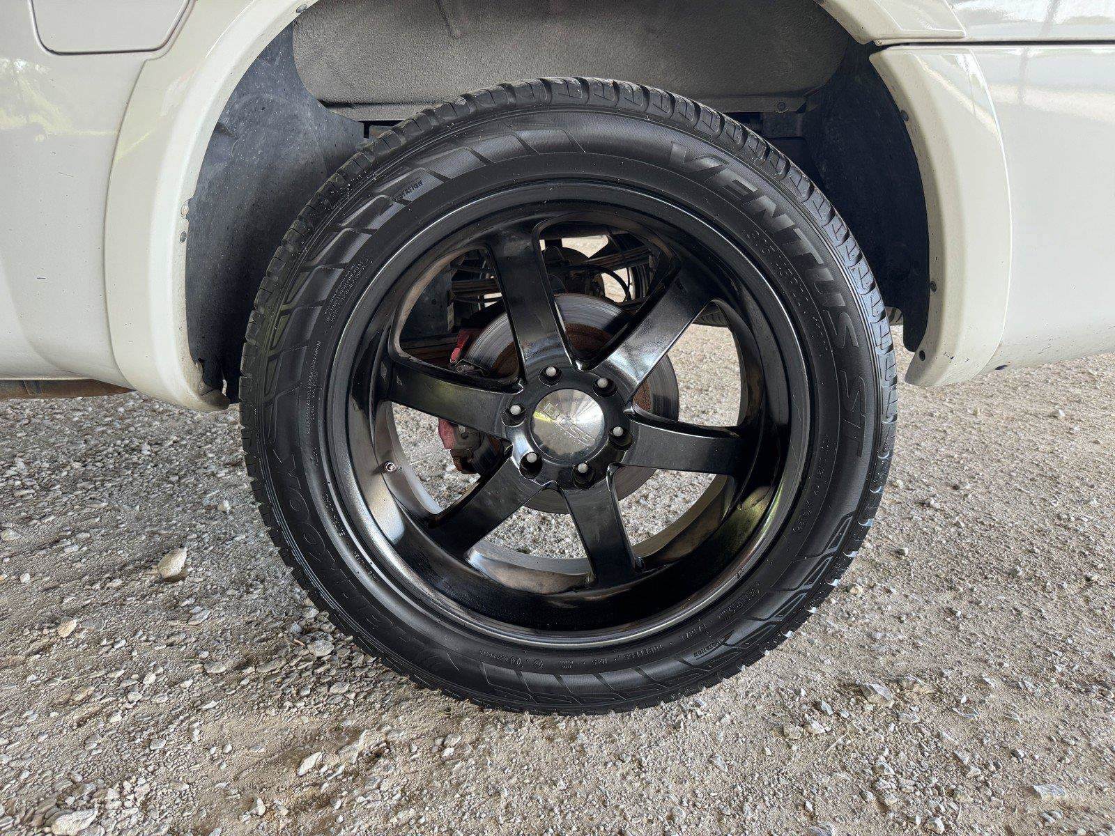 Used 2012 Nissan Titan SV w/ Sport Appearance Pkg RWD image 42