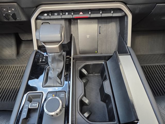 Used 2025 Toyota Sequoia Limited w/ Tow Technology Package AWD/4WD image 29