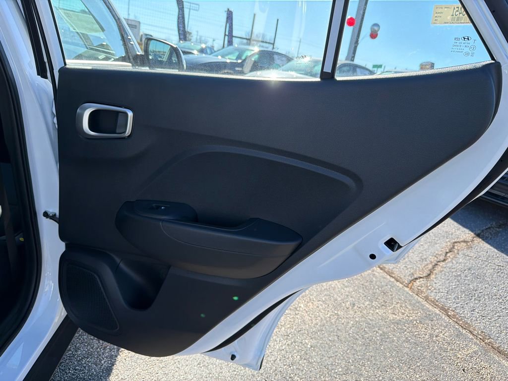 New 2026 Hyundai Venue SE image 16