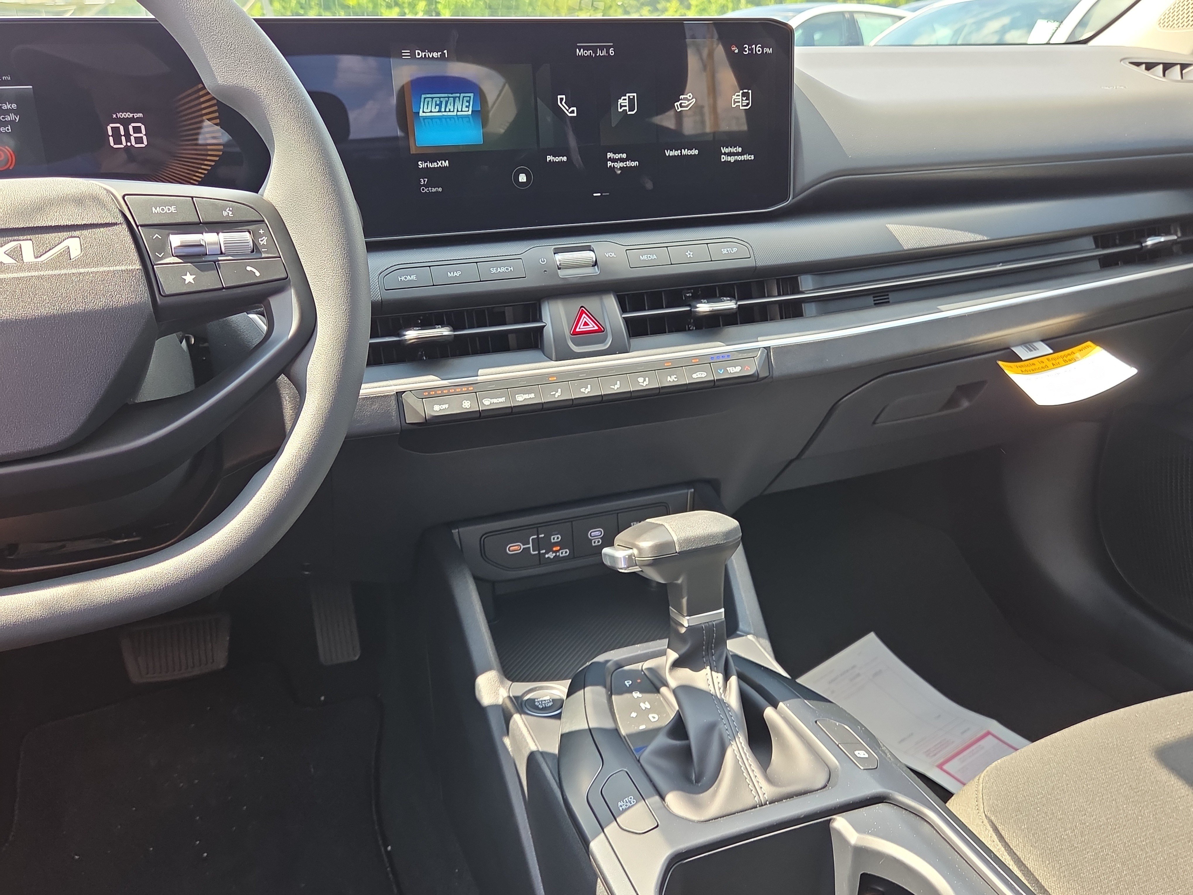 New 2026 Kia K4 FWD image 12