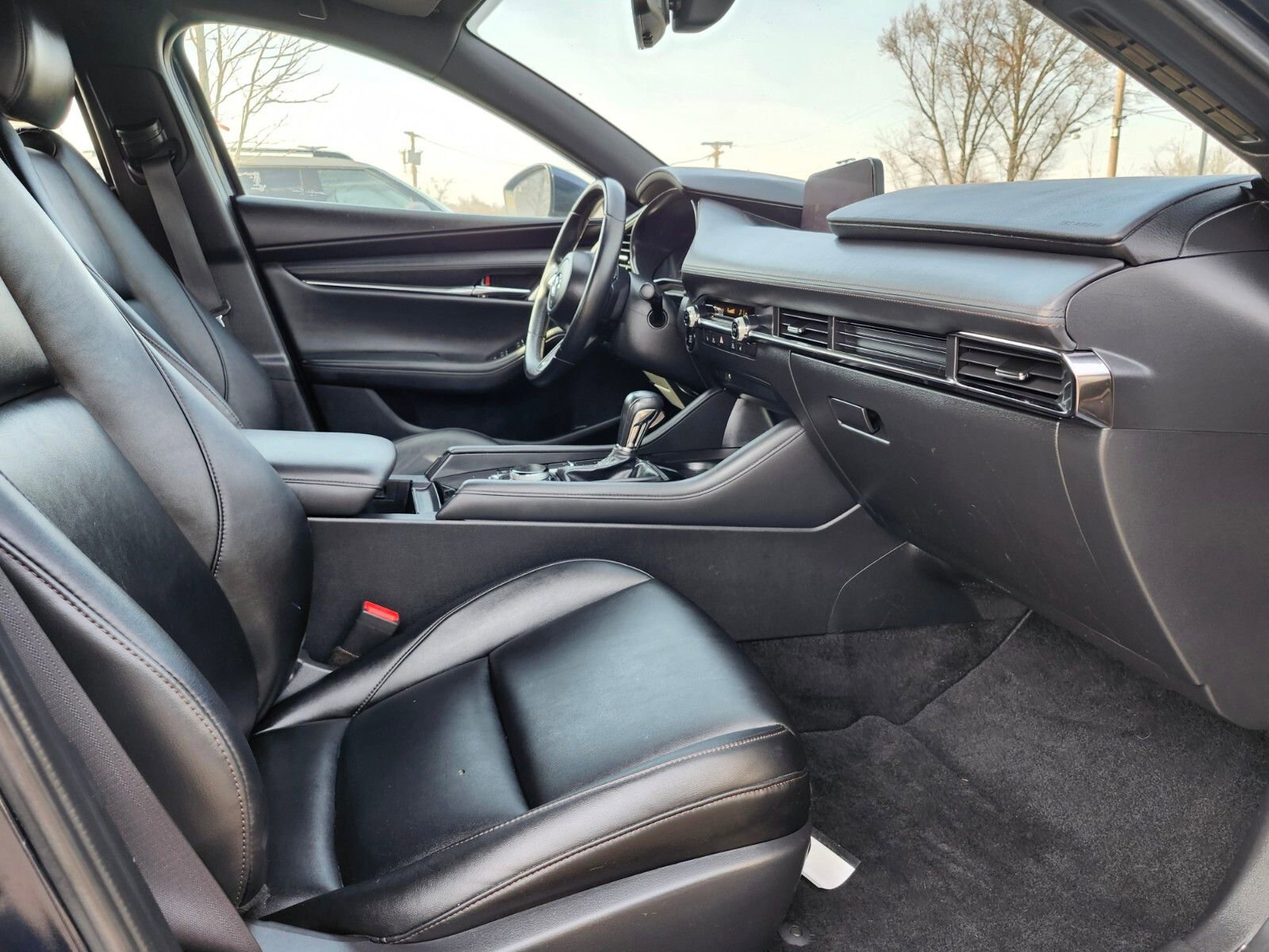 Used 2020 MAZDA MAZDA3 AWD Hatchback w/ Preferred Pkg image 11