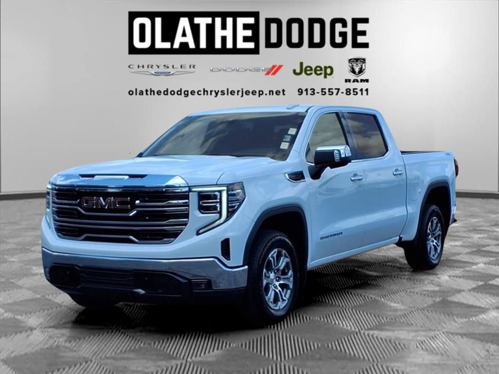 Used 2024 GMC Sierra 1500 SLT image 1