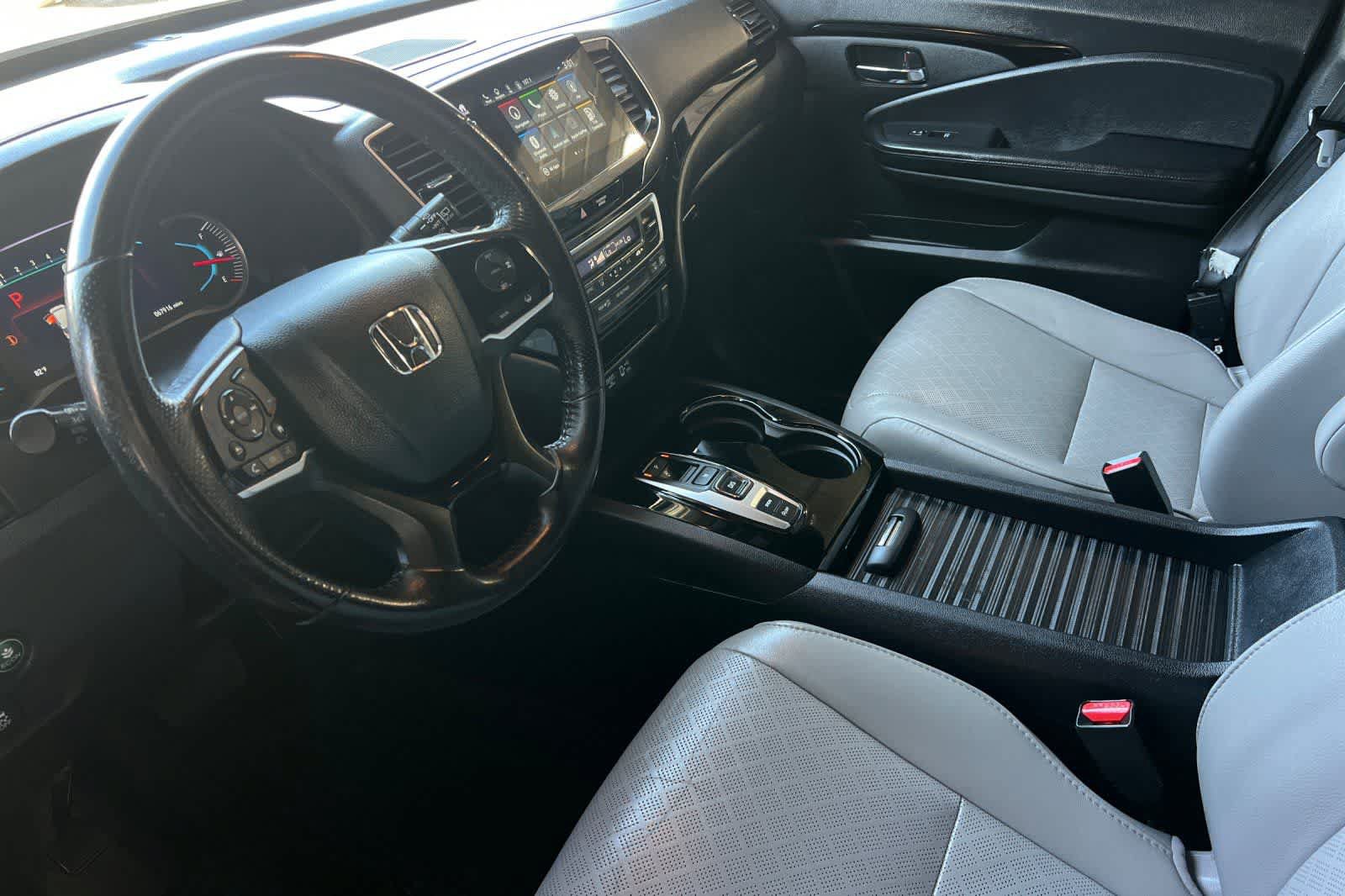 Used 2019 Honda Passport Touring image 12