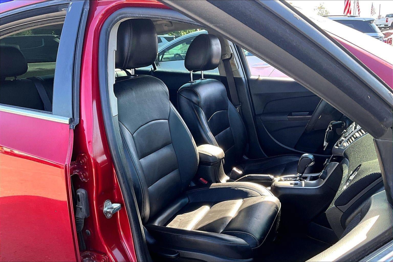 Used 2014 Chevrolet Cruze LT FWD image 6