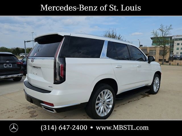 Used 2023 Cadillac Escalade Luxury image 3