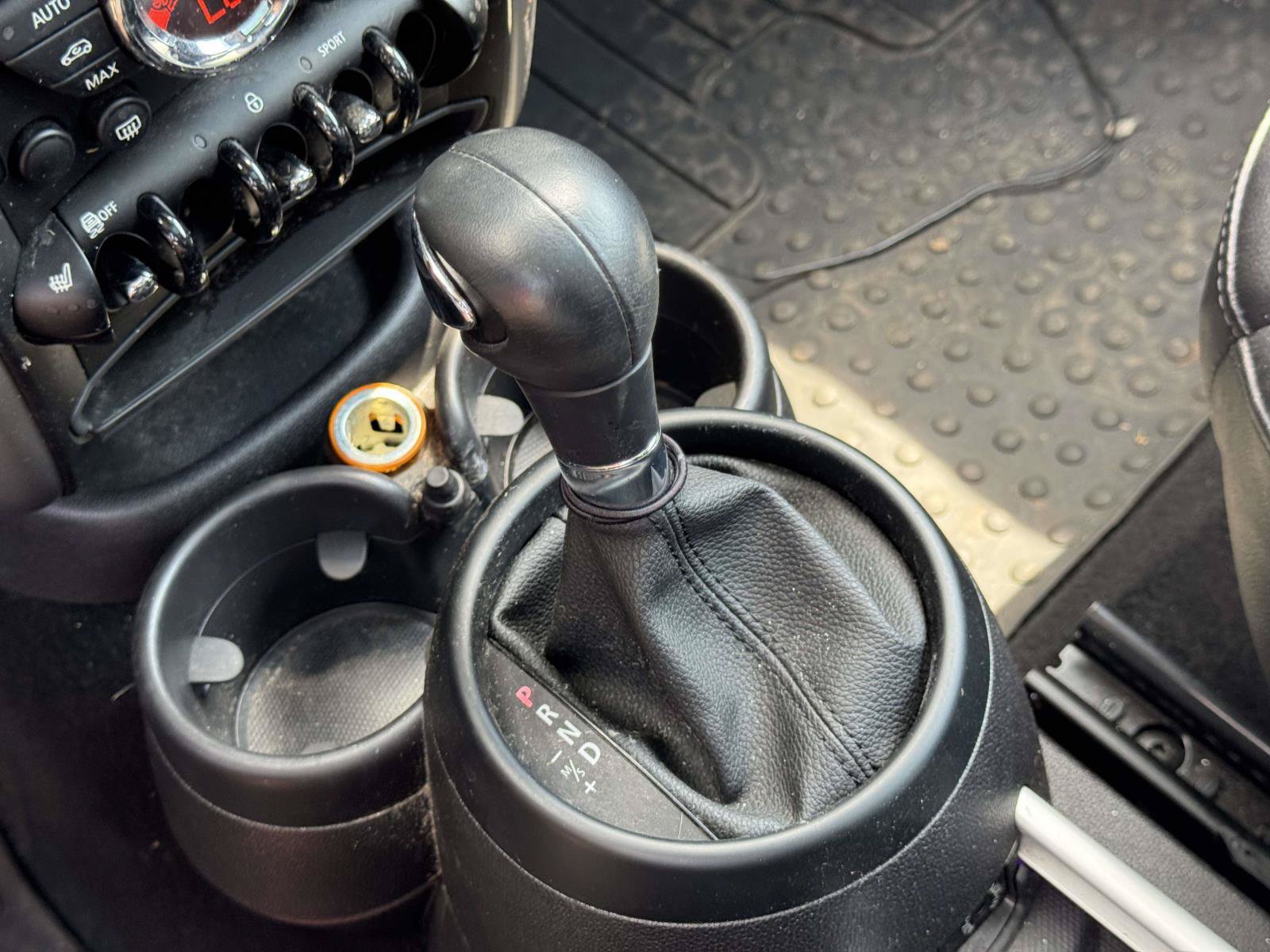 Used 2015 MINI Cooper Paceman FWD image 24