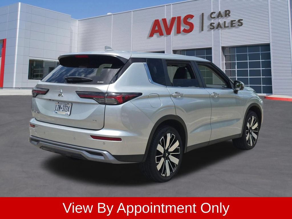 Used 2025 Mitsubishi Outlander SE AWD/4WD image 6