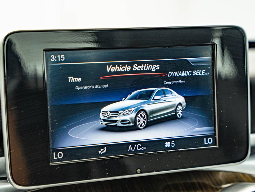 Used 2018 Mercedes-Benz C 300 4MATIC Sedan image 33