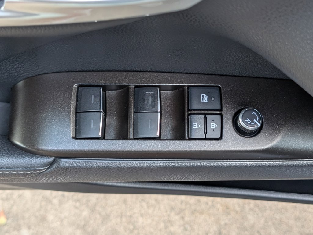 Used 2022 Toyota Camry XSE AWD/4WD image 16