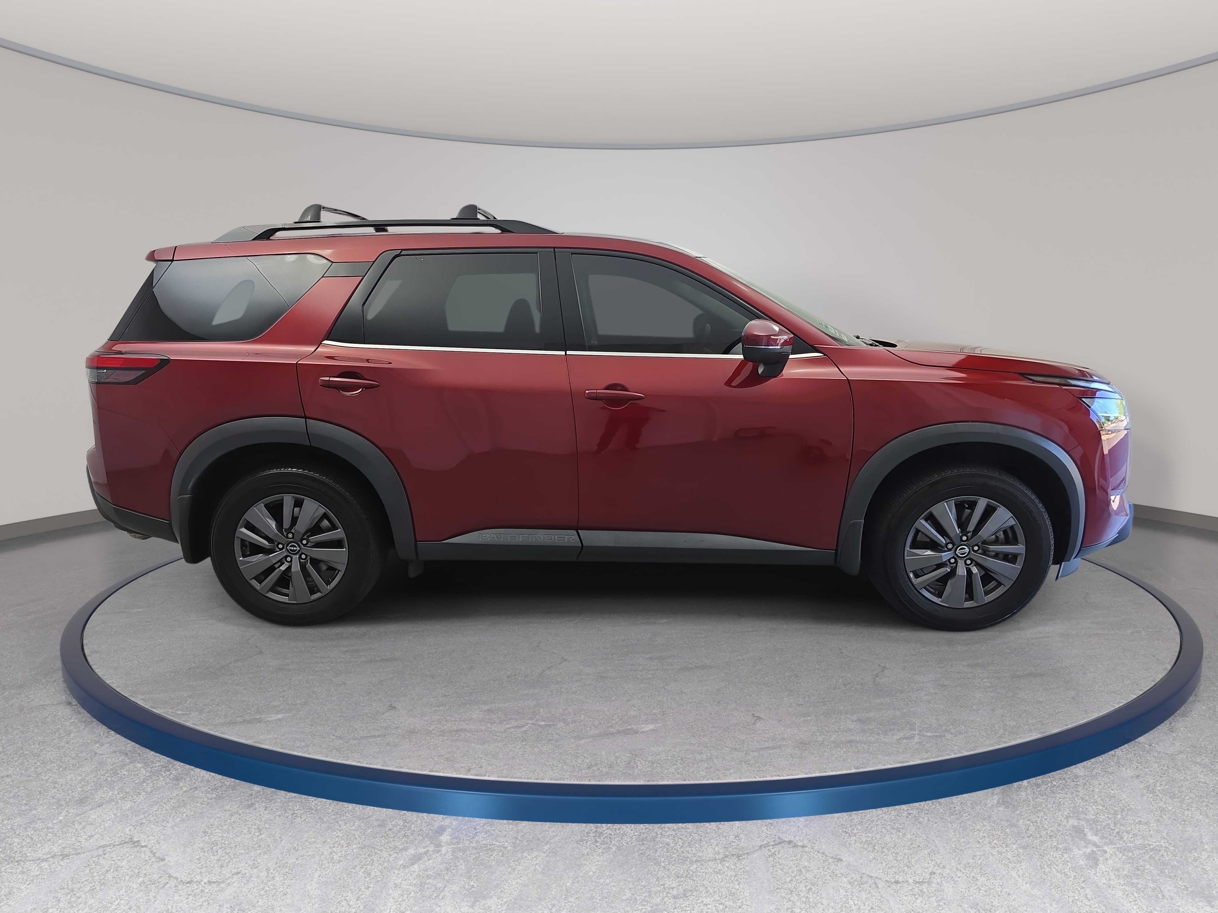 Certified 2022 Nissan Pathfinder SV FWD image 4