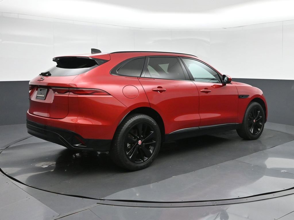 Used 2023 Jaguar F-PACE S image 7