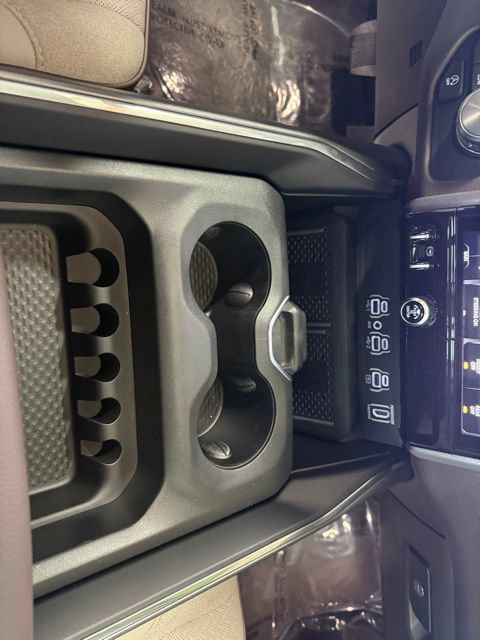 Used 2025 RAM 1500 Laramie w/ Advanced Safety Group II AWD/4WD image 26