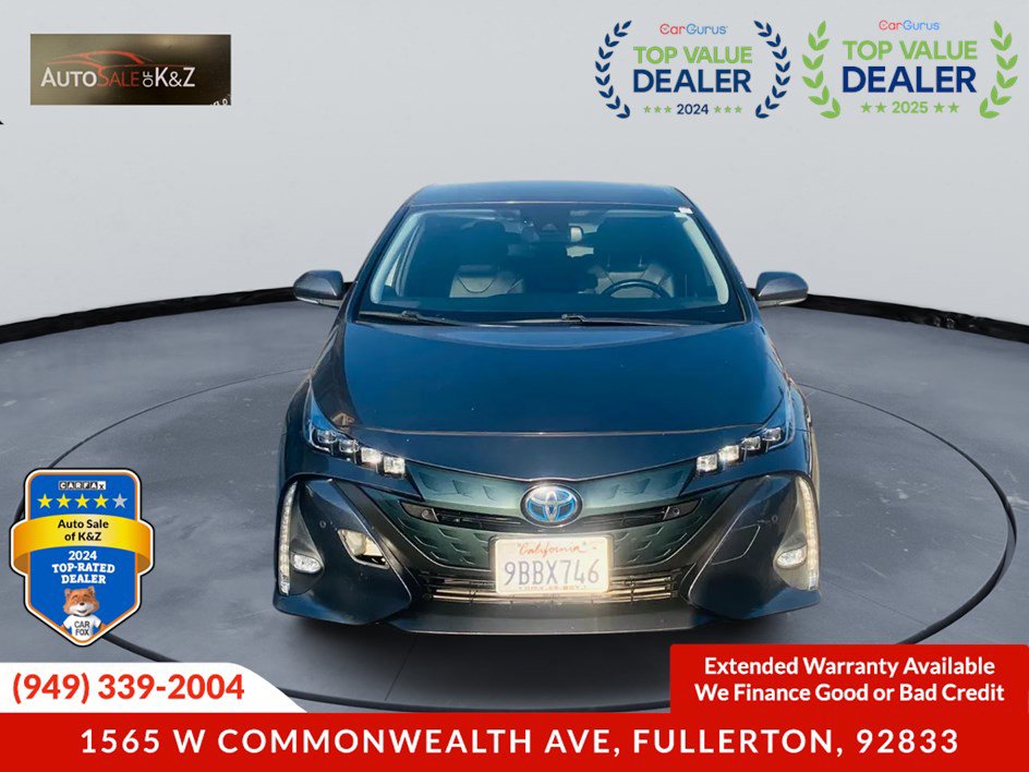 Used 2022 Toyota Prius Prime Limited image 2