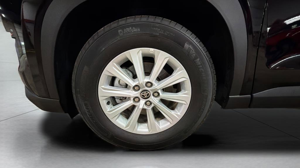 Used 2025 Toyota Grand Highlander AWD image 27