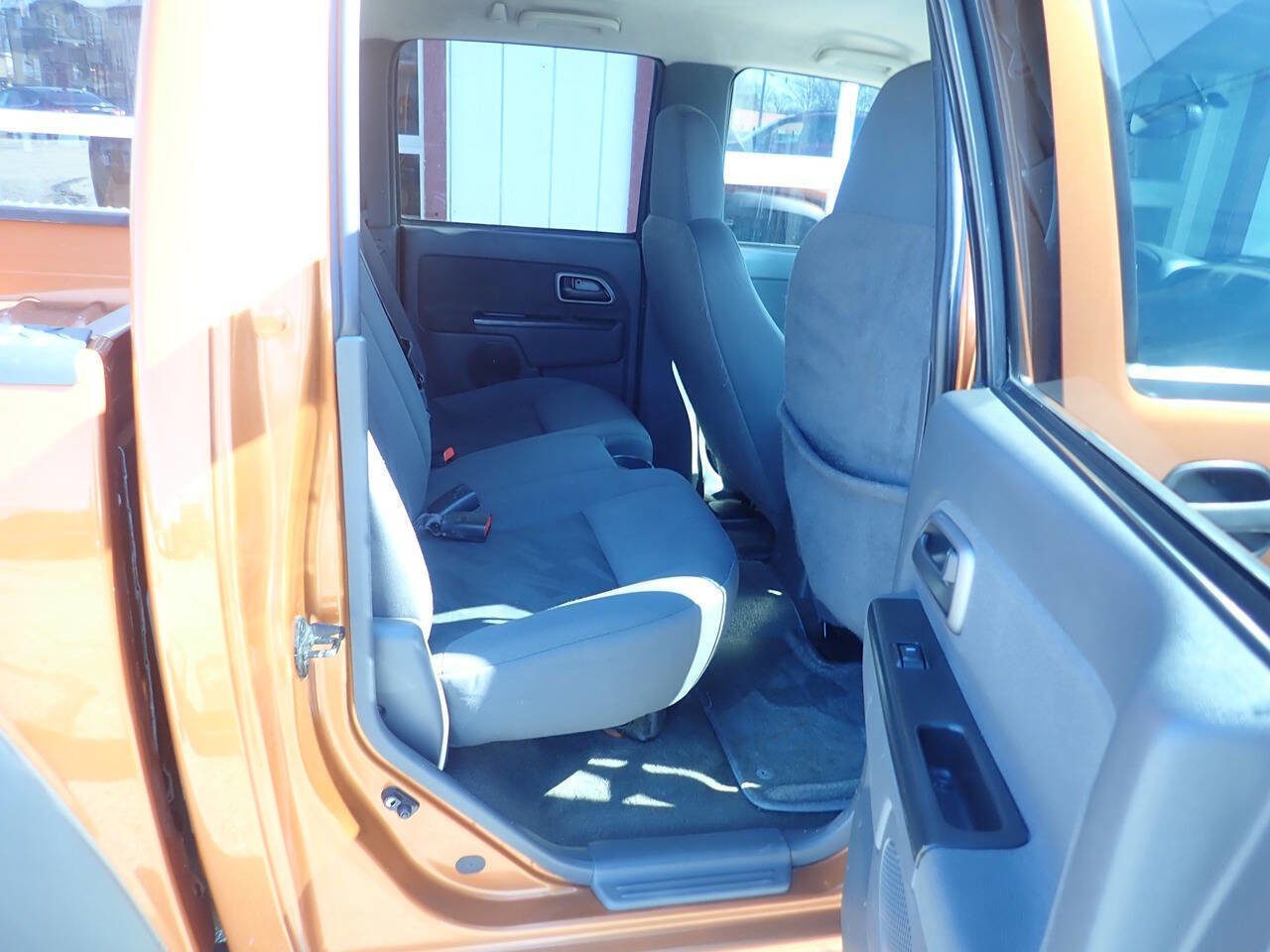 Used 2004 Chevrolet Colorado LS w/ Power Convenience Package image 23