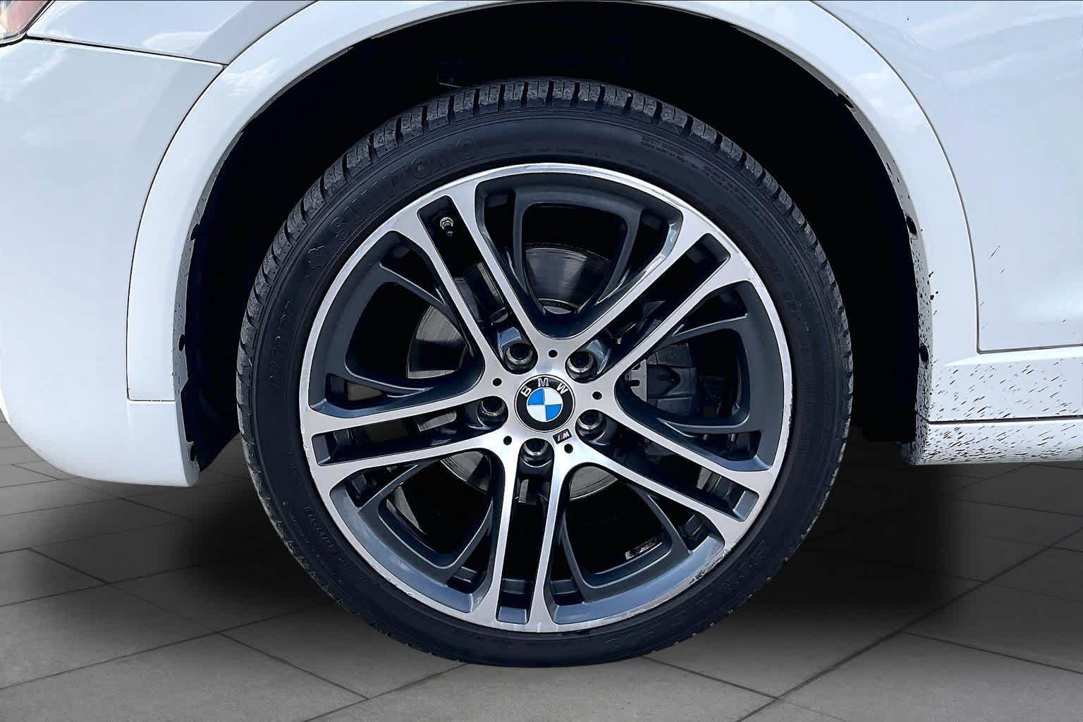 Used 2015 BMW X3 xDrive28i AWD/4WD image 11